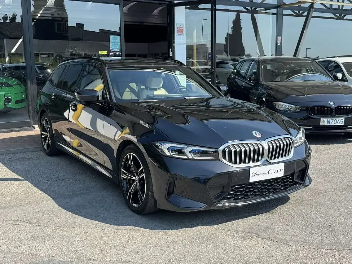 Usata BMW 330 M Sport 286 CV (210 kW) 2022 Nero Station wagon