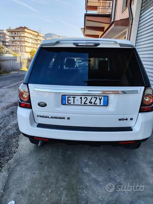 Usata Land Rover Freelander 2 241 CV (177 kW) 2014 Bianco SUV
