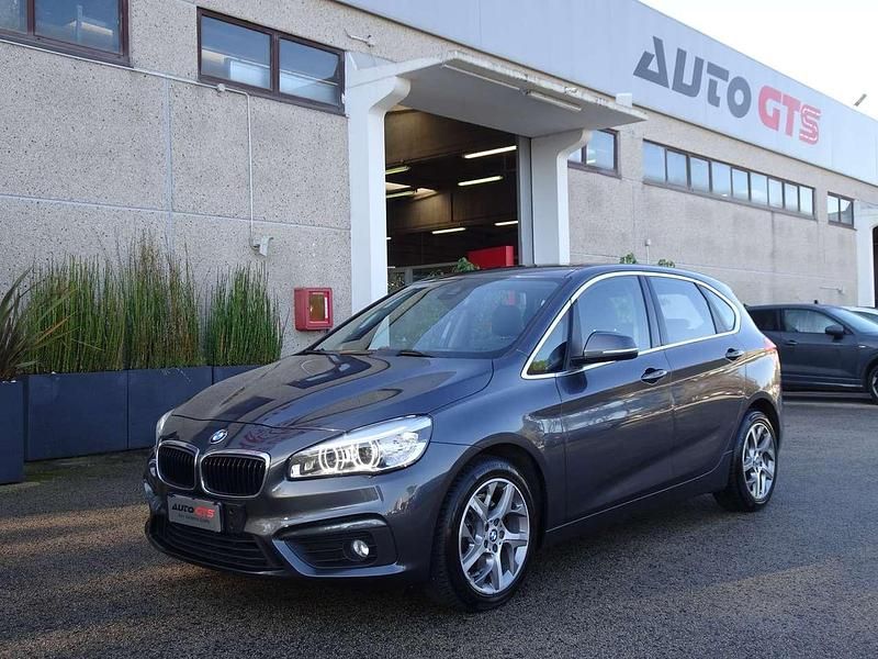Grigio Usata 2015 BMW 218 Active Tourer Advantage Monovolume | 10.400 € (Ottimo prezzo) - Immagine 1/4