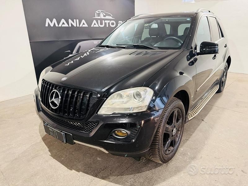 Usata Mercedes ML350 Premium 224 CV (164 kW) 2010 Nero SUV