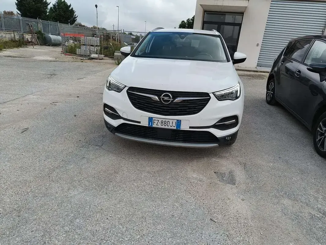 Usata Opel Grandland X Innovation 131 CV (96 kW) 2019 SUV