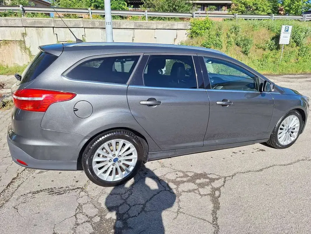Usata Ford Focus Titanium X 150 CV (110 kW) 2015 Grigio Berlina