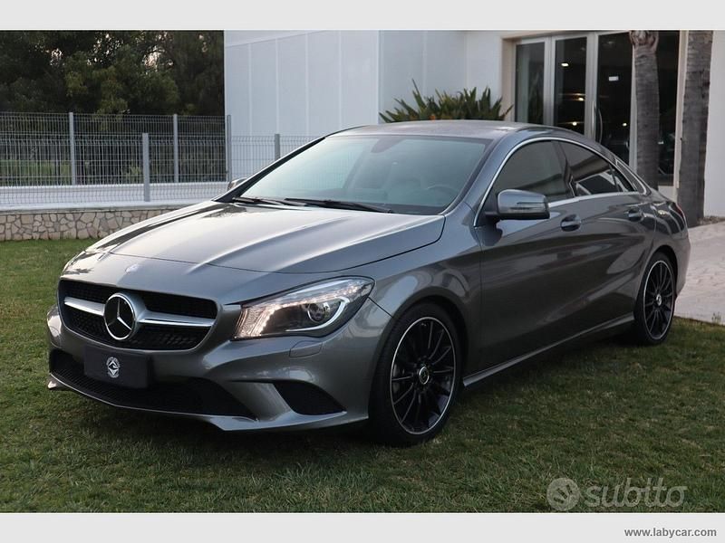 Usata Mercedes CLA220 Premium 177 CV (130 kW) 2016 Grigio Berlina