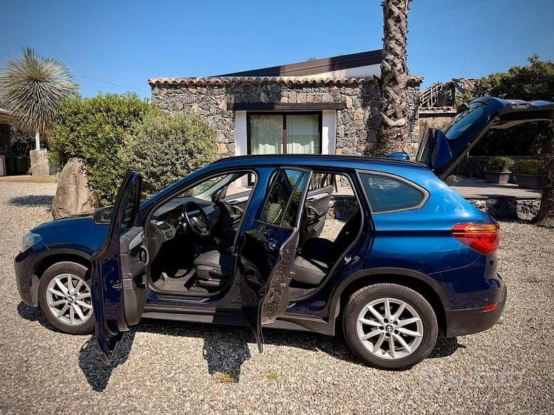 Usata BMW X1 150 CV (110 kW) 2018 Blu SUV