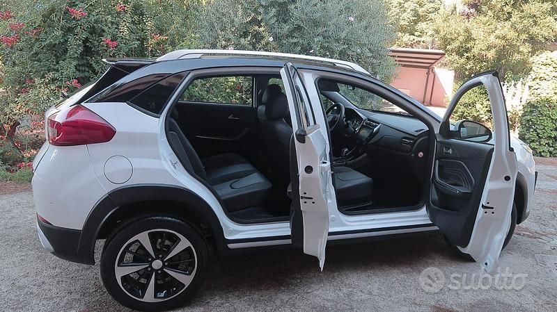 Usata DR DR 3.0 117 CV (86 kW) 2023 Bianco SUV