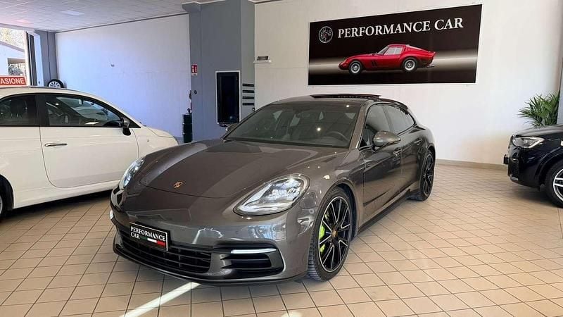 Usata Porsche Panamera Sport Turismo 330 CV (242 kW) 2018 Grigio Berlina