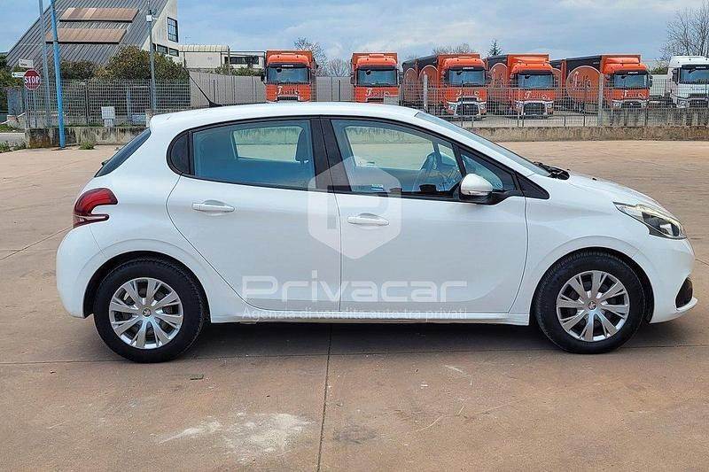 Usata Peugeot 208 S 102 CV (75 kW) 2019 Bianco Utilitaria