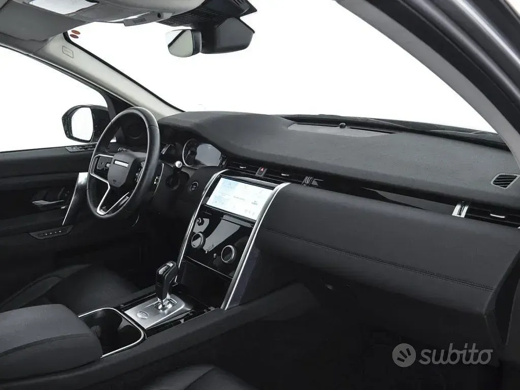Gebraucht Land Rover Discovery Sport Dynamic 163 PS (119 kW) 2022 Grau SUV
