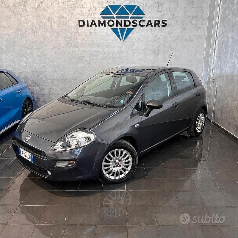 Usata Fiat Punto 75 CV (55 kW) 2015 Grigio Utilitaria