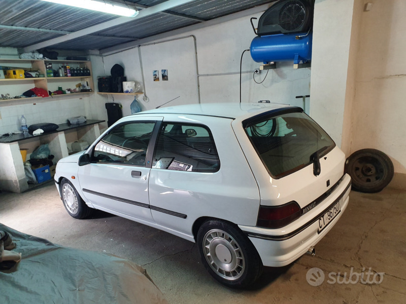 Usato 1991 Renault Clio 1.8 Benzin 137 CV (14.500 €)