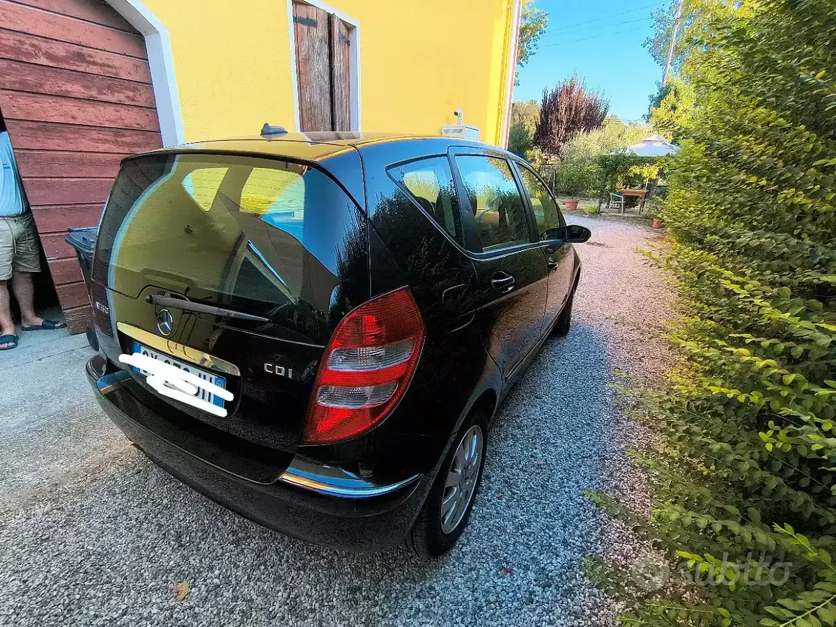 Usata Mercedes A180 109 CV (80 kW) 2006 Nero Berlina