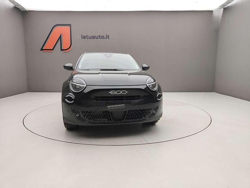 Nuova Fiat 600 La Prima 101 CV (74 kW) 2026 Grigio SUV