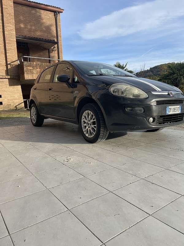 Usata Fiat Punto Evo Dynamic 77 CV (56 kW) 2009 Utilitaria