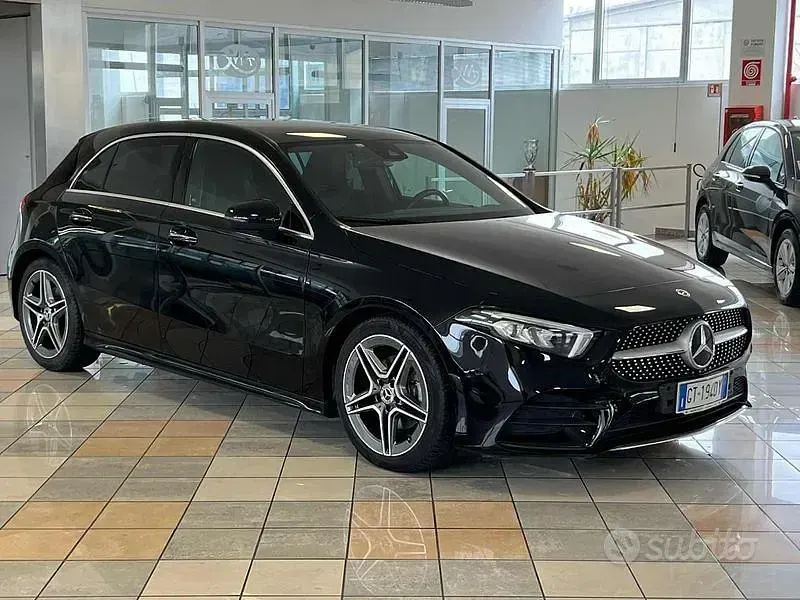 Usata Mercedes A200 Premium 163 CV (119 kW) 2022 Nero Berlina