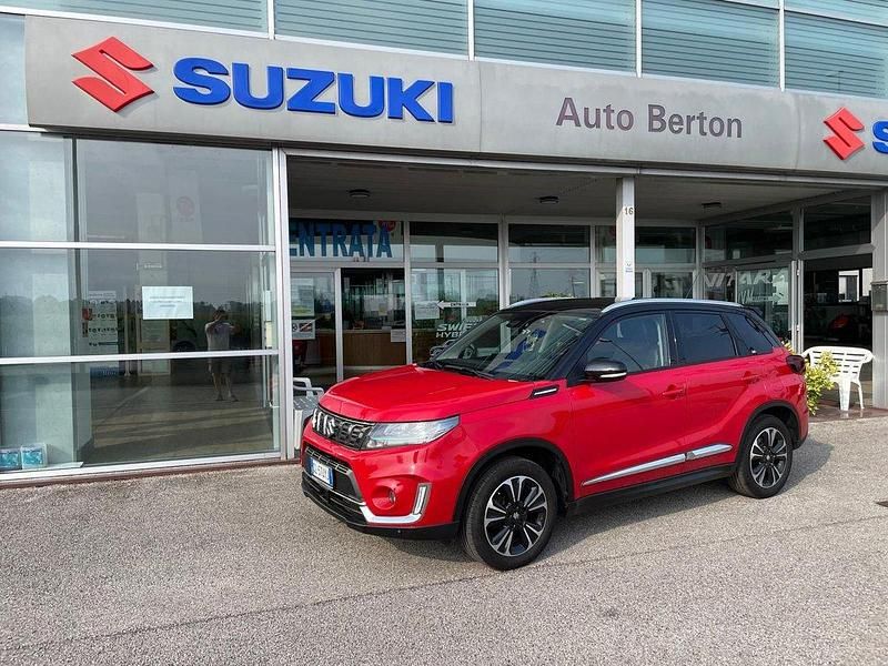 Usata Suzuki Vitara 129 CV (94 kW) 2022 Rosso SUV