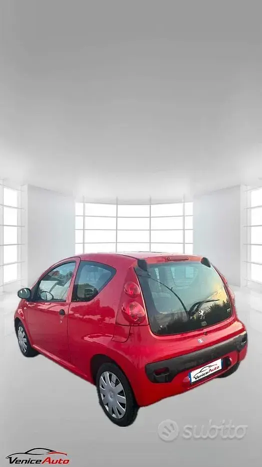 Usata Peugeot 107 68 CV (50 kW) 2008 Rosso Utilitaria