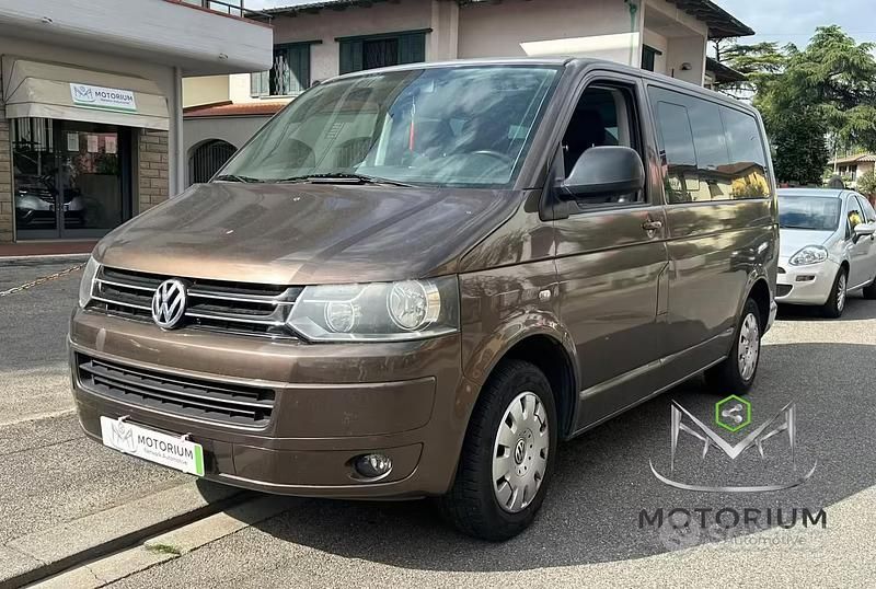 Usata VW T5 140 CV (102 kW) 2010 Marrone Furgone