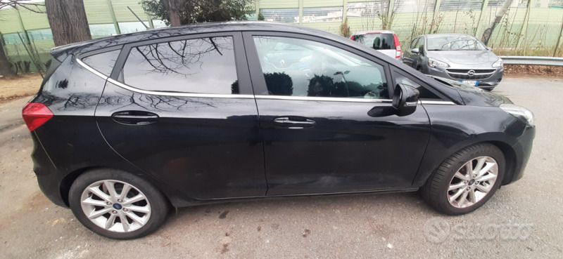 Usata Ford Fiesta Titanium 75 CV (55 kW) 2019 Nero Utilitaria