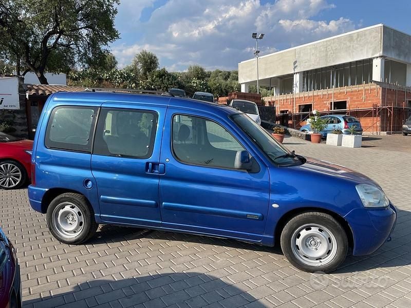 Usata Citroën Berlingo 90 CV (66 kW) 2005 Blu Monovolume