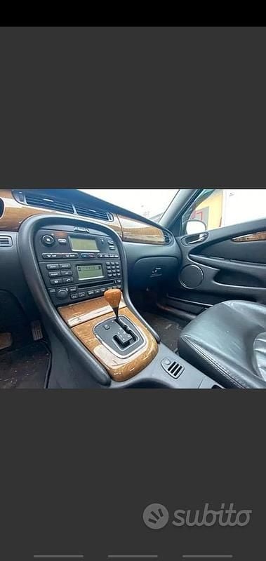 Usata Jaguar X-type 196 CV (144 kW) 2001 Grigio Berlina