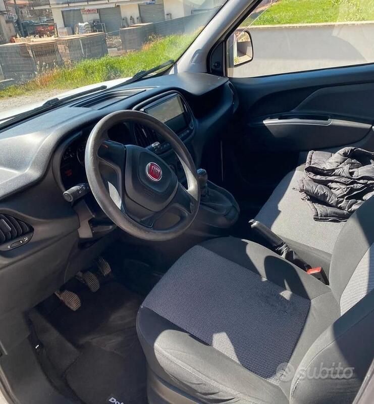 Usata Fiat Doblò 136 CV (100 kW) 2022 Monovolume