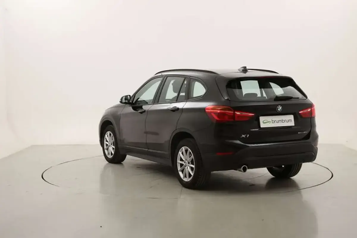 Usata BMW X1 116 CV (85 kW) 2022 Nero SUV