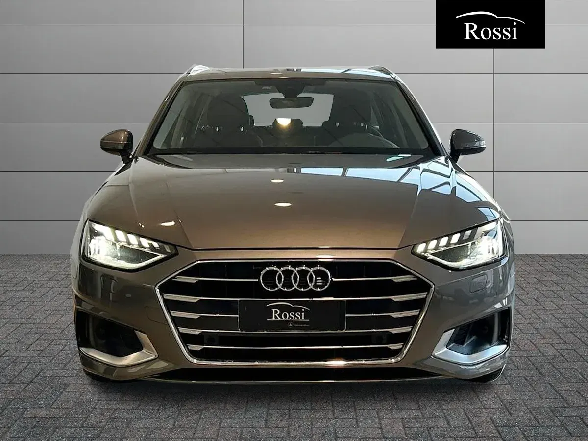 Usata Audi A4 Advanced Plus 164 CV (120 kW) 2020 Nero metallizzato Station wagon