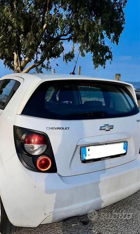 Usata Chevrolet Aveo 84 CV (61 kW) 2012 Bianco Berlina