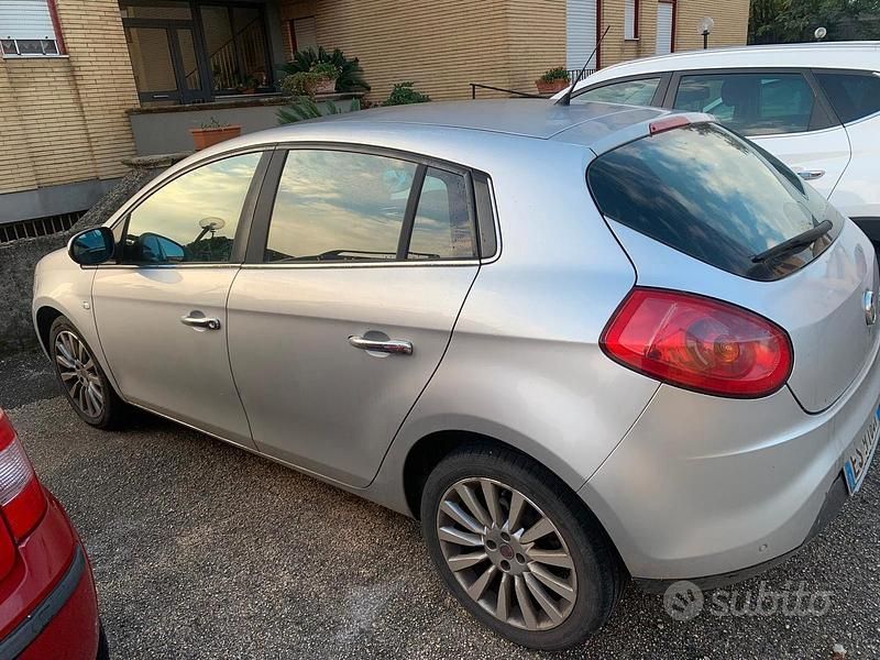 Usata Fiat Bravo 120 CV (88 kW) 2010 Grigio Utilitaria