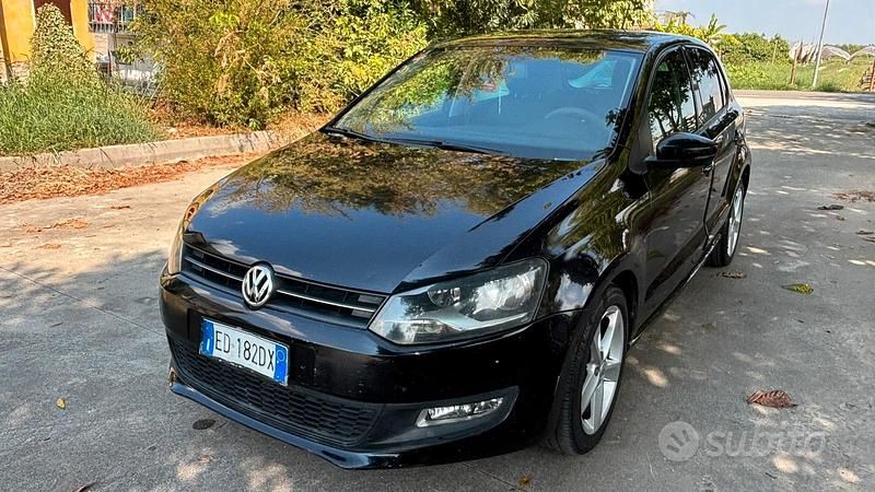 Usata VW Polo 90 CV (66 kW) 2010 Nero Utilitaria