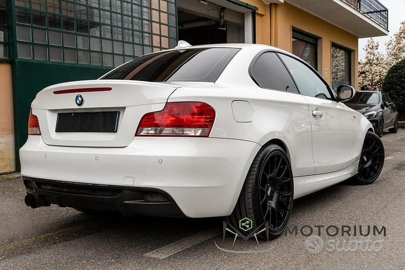 Usata BMW 135 Coupé M Sport 306 CV (225 kW) 2010 Bianco Coupé