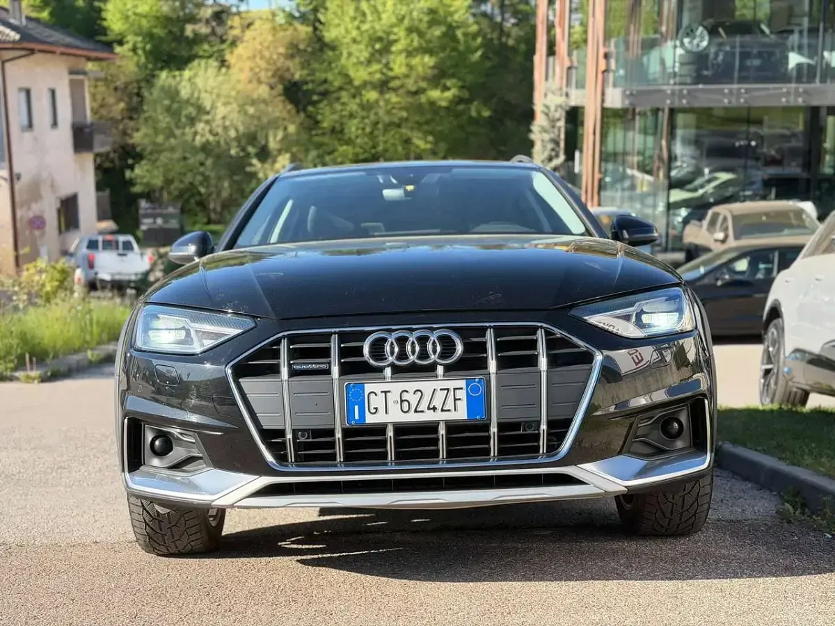 Usata Audi A4 Allroad Business 204 CV (150 kW) 2021 Nero Station wagon