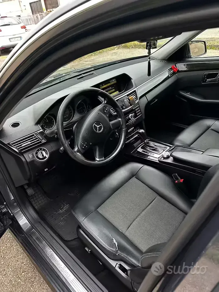 Usata Mercedes E220 184 CV (135 kW) 2021 Berlina