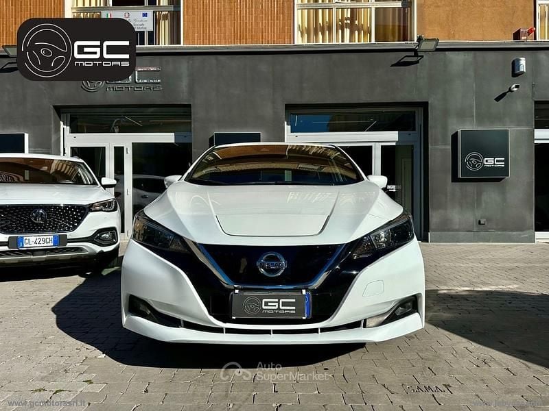 Usata Nissan Leaf Acenta 89 kW (122 CV) 2021 Bianco Utilitaria