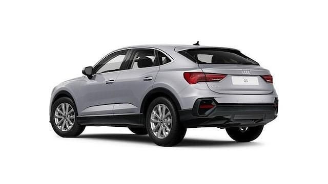 Usata Audi Q3 Sportback Business Plus 150 CV (110 kW) 2022 Argento floret metallizzato SUV