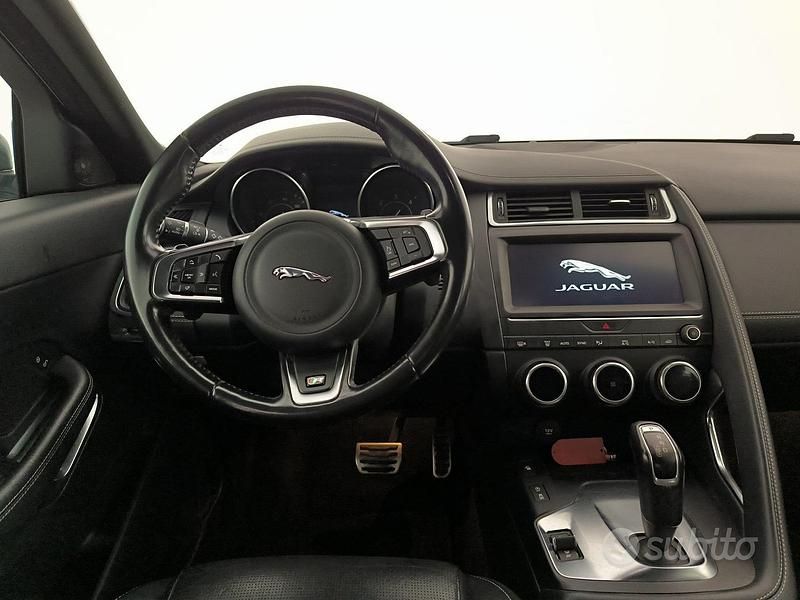 Usata Jaguar E-Pace R-Dynamic 150 CV (110 kW) 2018 Bianco SUV