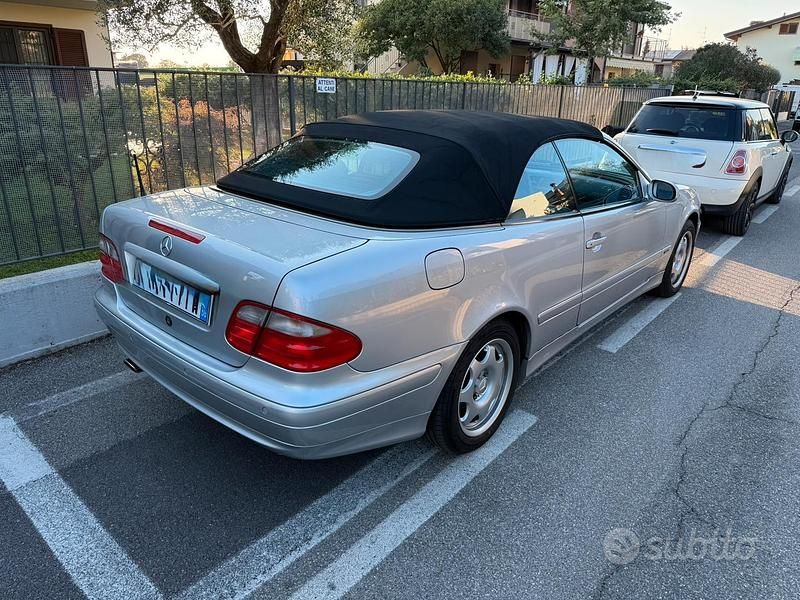 Usata Mercedes CLK200 Avantgarde 136 CV (100 kW) 2000 Cabrio