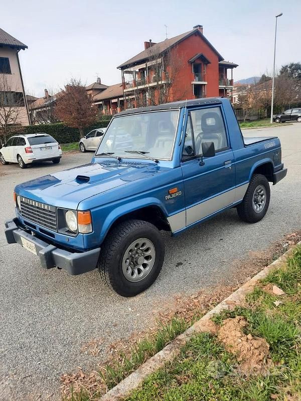 Usata Mitsubishi Pajero 95 CV (69 kW) 1990 Blu SUV