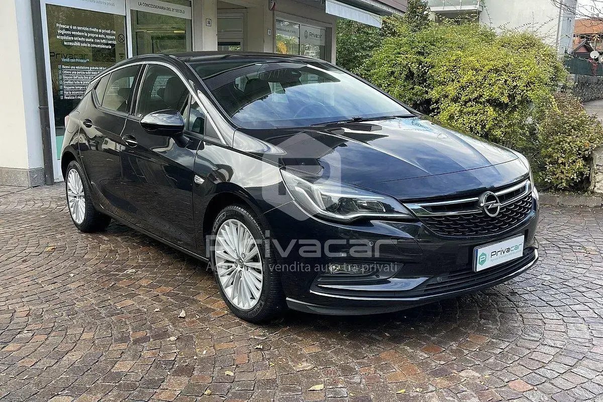Usado Opel Astra Innovation 105 CV (77 kW) 2016 Negro Berlina