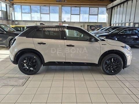 Nuova Fiat 600 Sport 110 CV (80 kW) 2026 Nero SUV