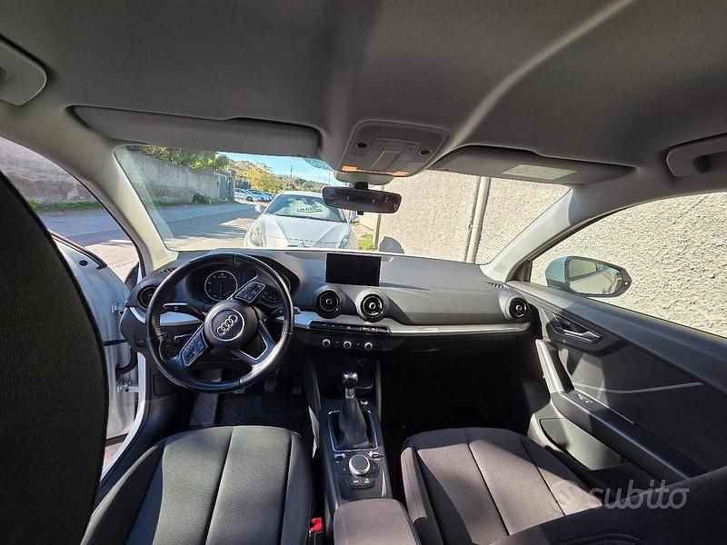 Usata Audi Q2 Business 116 CV (85 kW) 2017 Bianco SUV