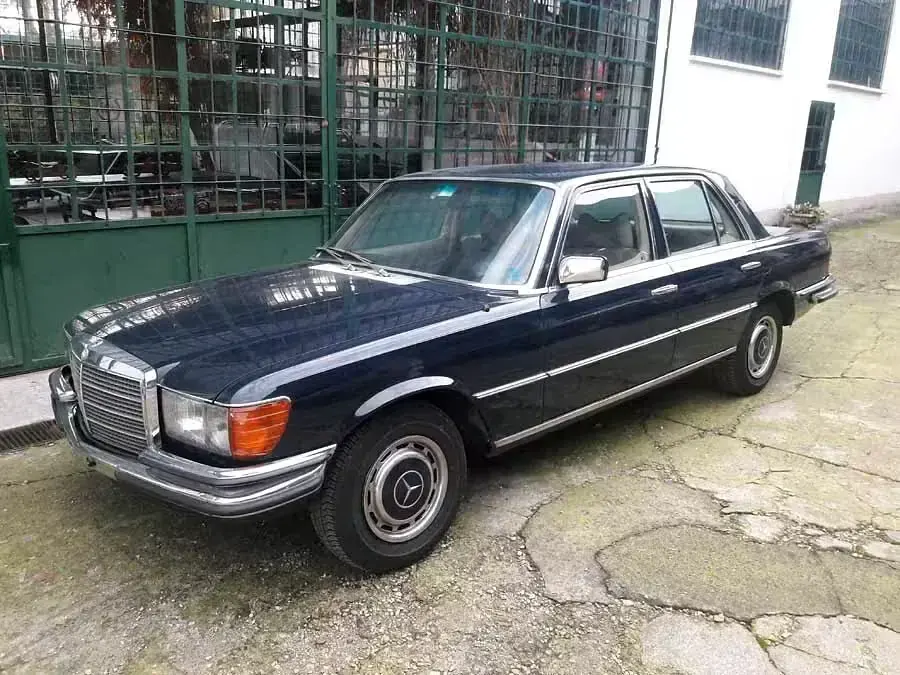 Usata Mercedes 280 SE 156 CV (114 kW) 1979 Blu Berlina