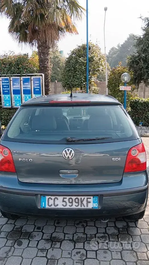 Usata VW Polo 64 CV (47 kW) 2002 Bluazzurro Utilitaria