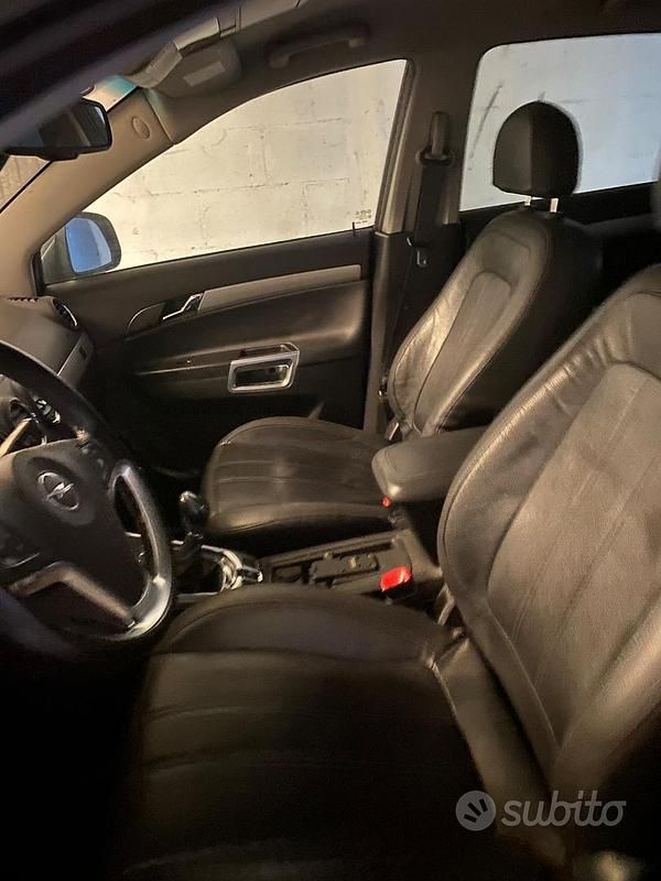 Usata Opel Antara 2011 Nero SUV