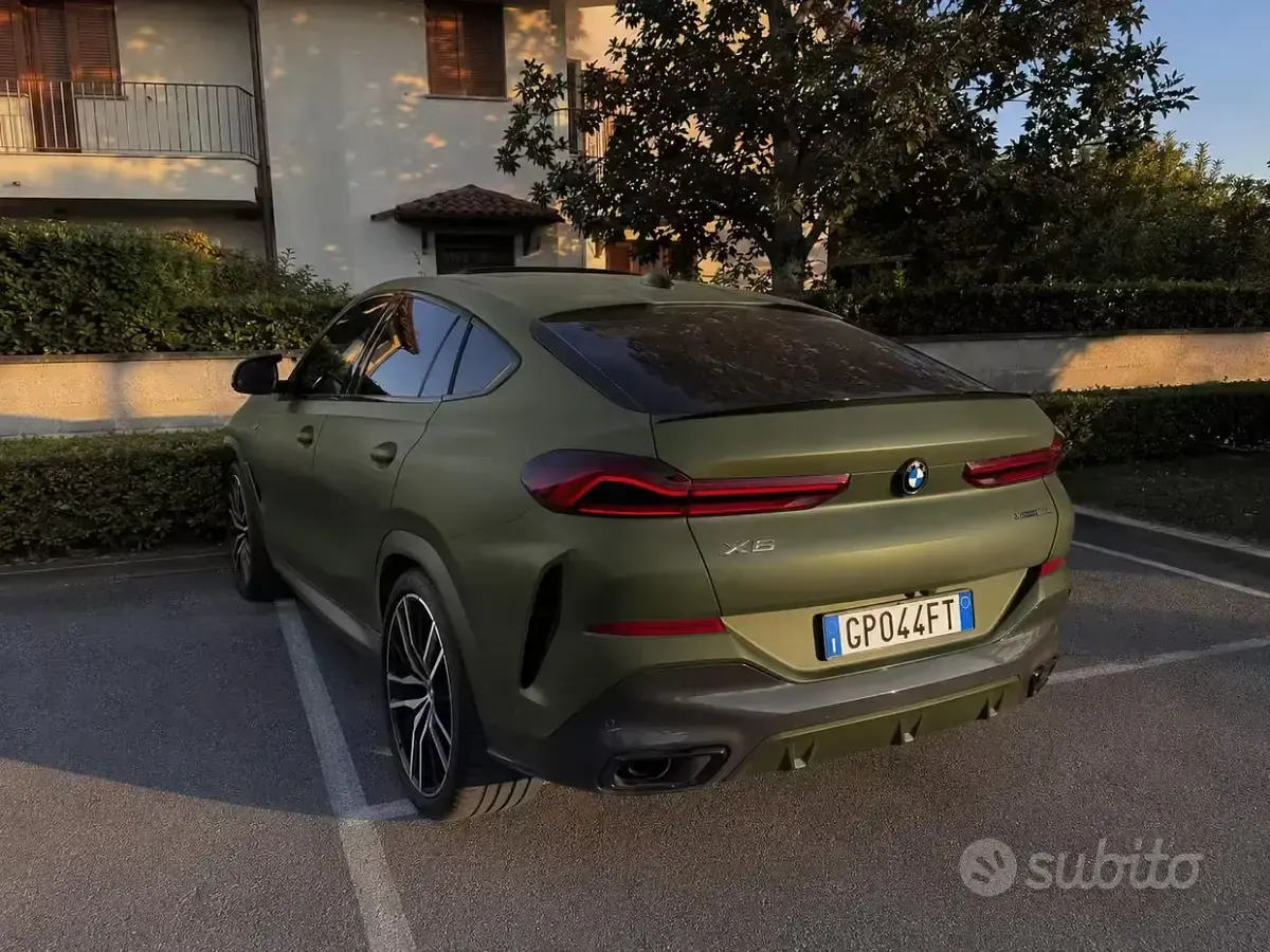 Usata BMW X6 249 CV (183 kW) 2022 Verde SUV