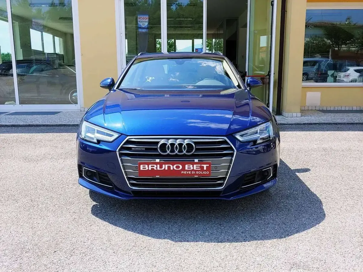 Usata Audi A4 Ambiente 272 CV (200 kW) 2016 Blu/azzurro Station wagon