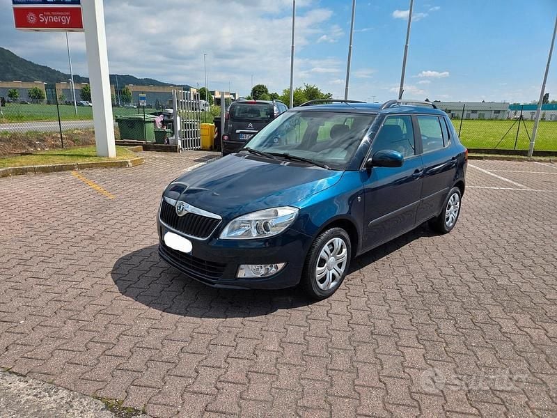 Usata Skoda Fabia Ambition 86 CV (63 kW) 2011 Blu Berlina
