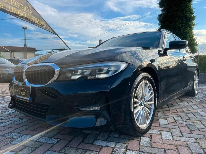 Nero Usata 2021 BMW 330 Sport Line Station wagon | 26.990 € (Buon prezzo) - Immagine 1/4