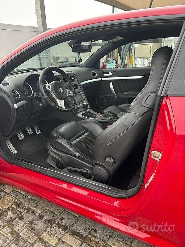 Usata Alfa Romeo Brera 209 CV (153 kW) 2008 Rosso Coupé