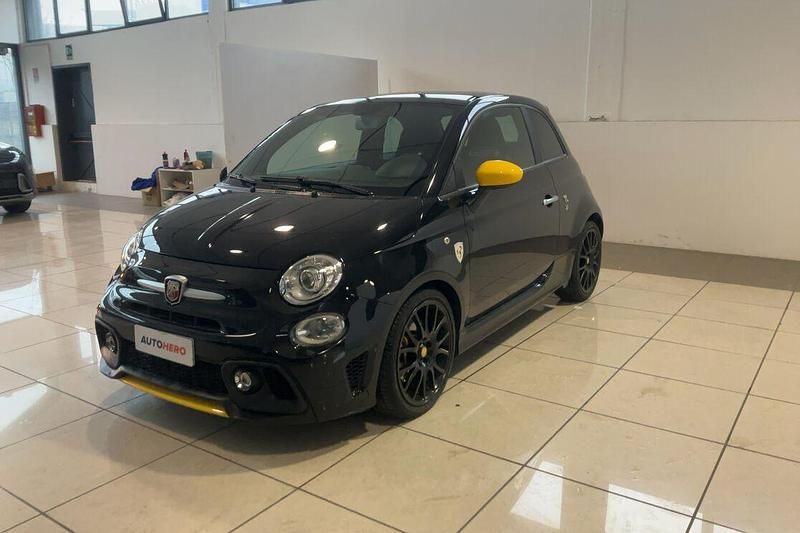 Nero Usata 2017 Abarth 595 Pista Due volumi | 16.399 € (Buon prezzo) - Immagine 1/4